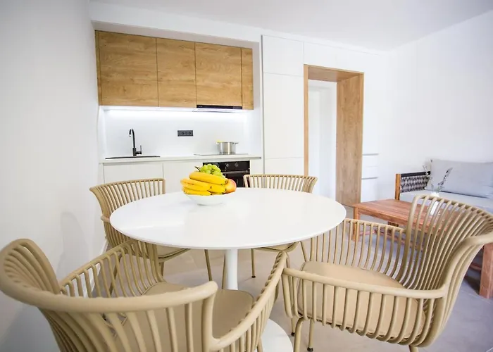 Favi * פאקוסטאן